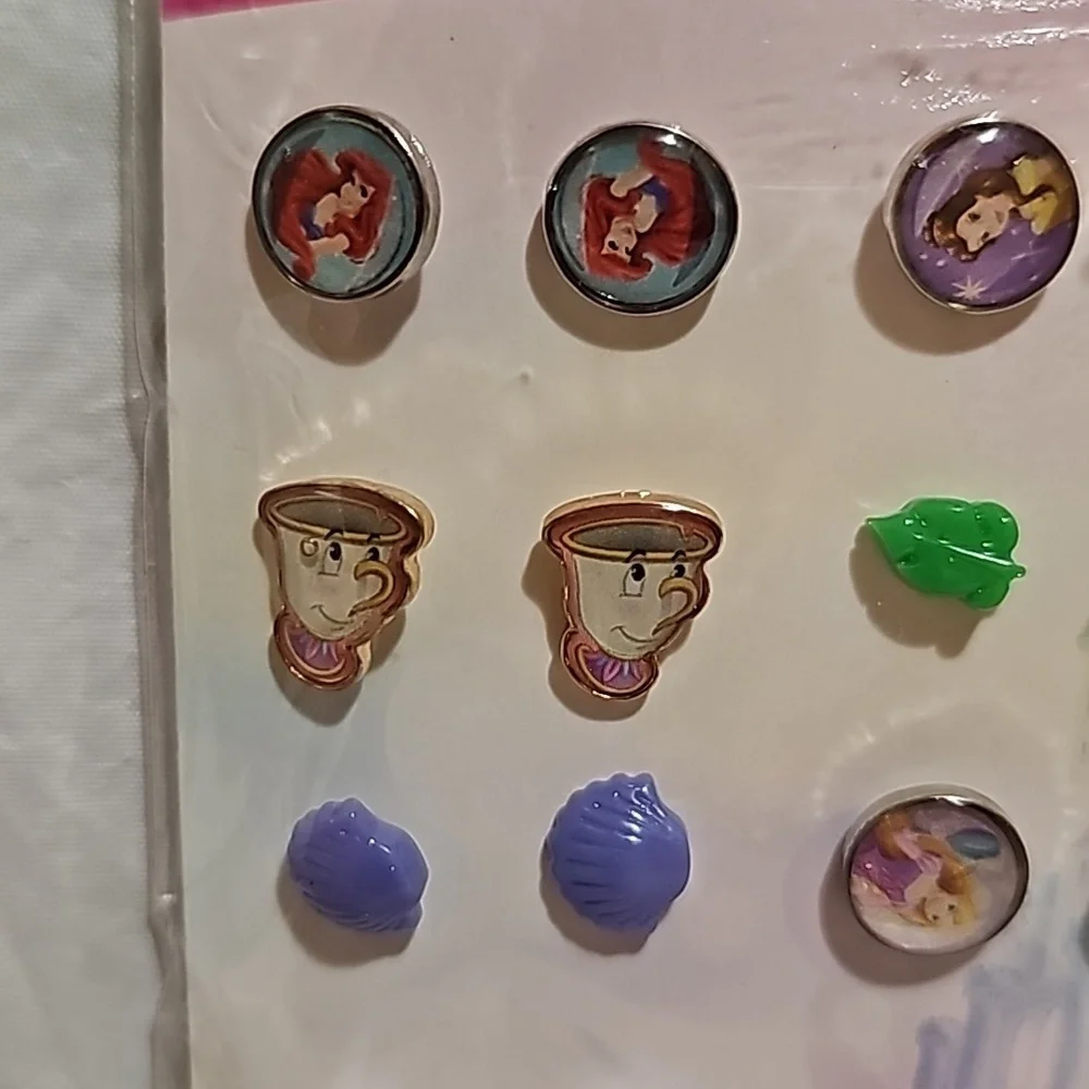 Disney Princess 16 Pairs Stud Set Sensitive Ears New